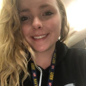 Meet your Posher, Olivia